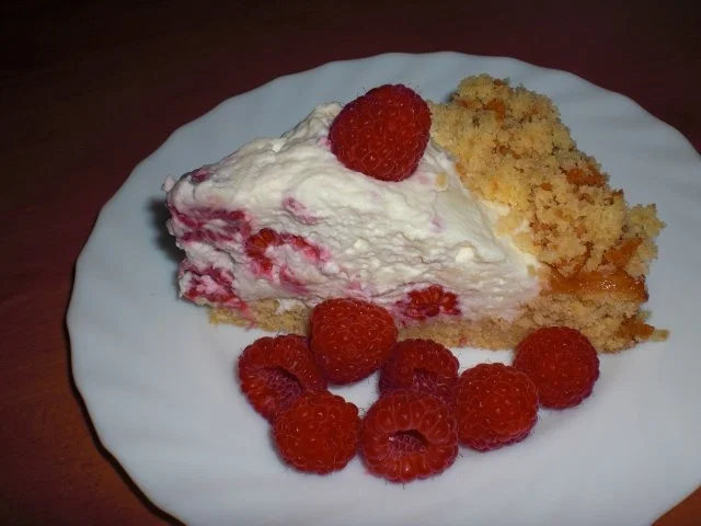 Rezept: Raffaello-Himbeer-Torte Bild Nr. 46 Raffaello-Himbeer-Torte - Rezept - Bild Nr. 46