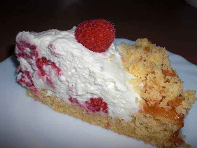 Rezept: Raffaello-Himbeer-Torte Bild Nr. 45 Raffaello-Himbeer-Torte - Rezept - Bild Nr. 45