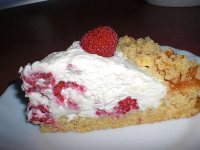 Rezept: Raffaello-Himbeer-Torte Bild Nr. 47 Raffaello-Himbeer-Torte - Rezept - Bild Nr. 47