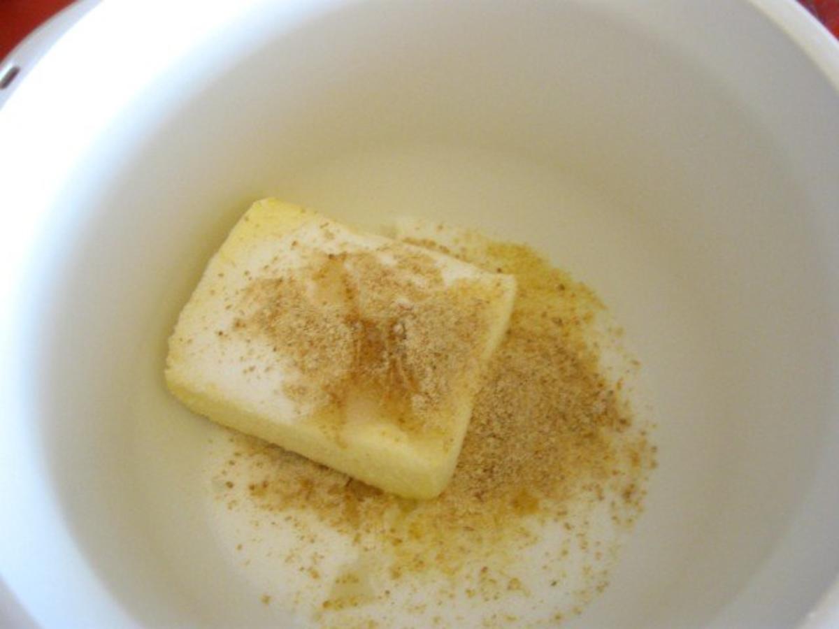 Zitronen - Buttermilch - Gugelhupf - Rezept - Bild Nr. 4