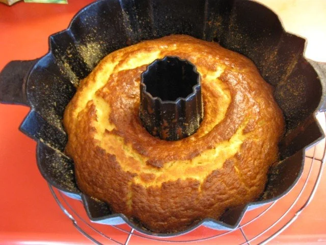 Rezept: Zitronen - Buttermilch - Gugelhupf Bild Nr. 8 Zitronen - Buttermilch - Gugelhupf - Rezept - Bild Nr. 8