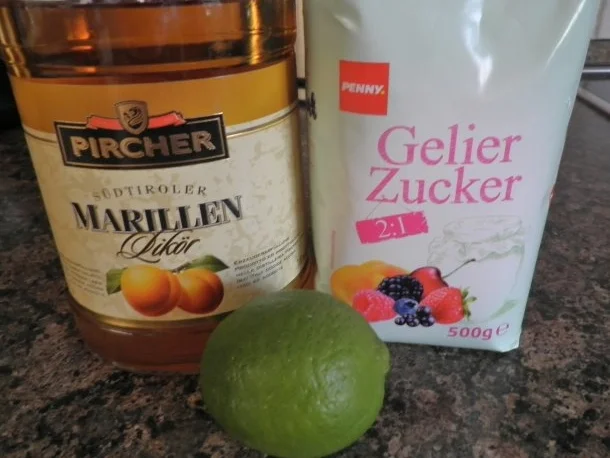 Rezept: Aprikosenkonfitüre mit Schwips Bild Nr. 4 Aprikosenkonfitüre mit Schwips - Rezept - Bild Nr. 4