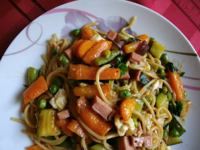 Rezept: Gemüse Knoblauch -Spaghetti Bild Nr. 16 Gemüse Knoblauch -Spaghetti - Rezept - Bild Nr. 16