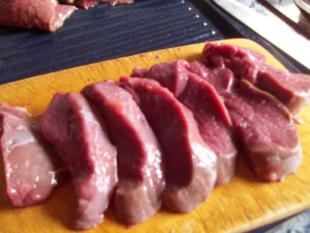 marinierte Rehmedaillons zum Grillen - Rezept - Bild Nr. 5