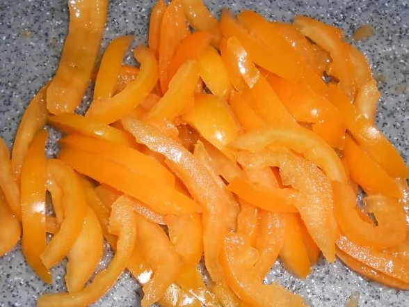 Rezept: Nudelsalat *Sommerlaune* Bild Nr. 5 Nudelsalat *Sommerlaune* - Rezept - Bild Nr. 5