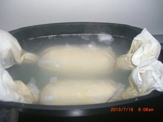 Rezept: Semmelroulade mit Speck Bild Nr. 4 Semmelroulade mit Speck - Rezept - Bild Nr. 4