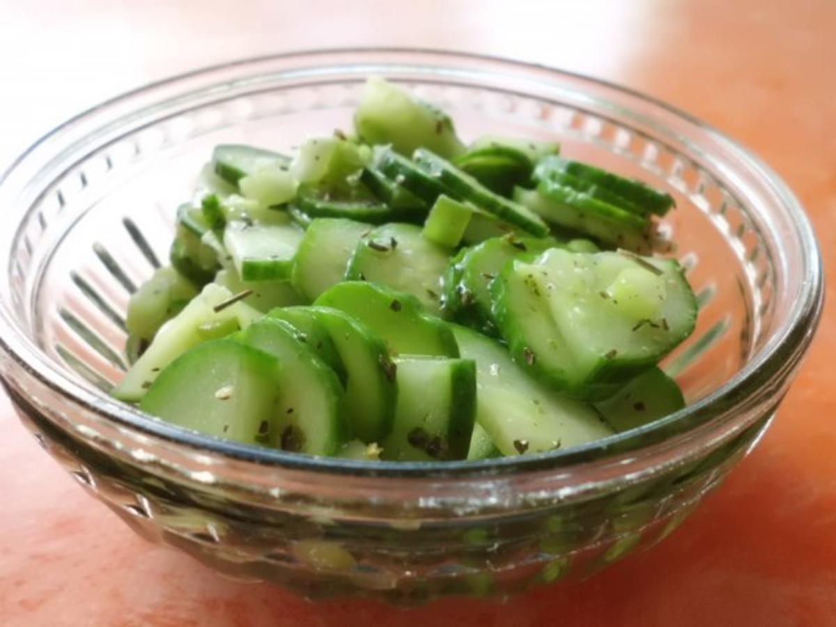 Salat: Gurkensalat "Provenca" - Rezept