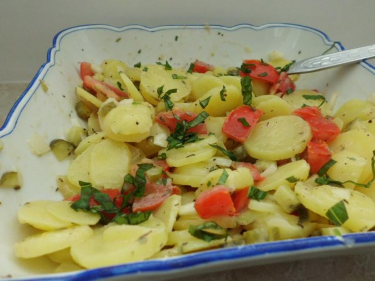 Salat: Kartoffelsalat mit Senfdressing - Rezept - kochbar.de