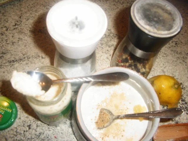 Rezept: Gurken-Radieschensalat auf Räucherlachs Bild Nr. 4 Gurken-Radieschensalat auf Räucherlachs - Rezept - Bild Nr. 4