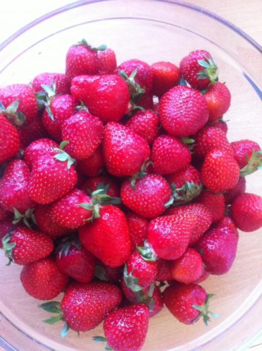 Sommerlicher Salat mit Erdbeeren - Rezept - Bild Nr. 2