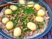 Pfifferlinge in Rahm mit Pellkartoffeln - Rezept