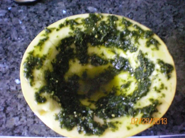 Rezept: Gebackener und gefüllter Kürbis Bild Nr. 2 Gebackener und gefüllter Kürbis - Rezept - Bild Nr. 2