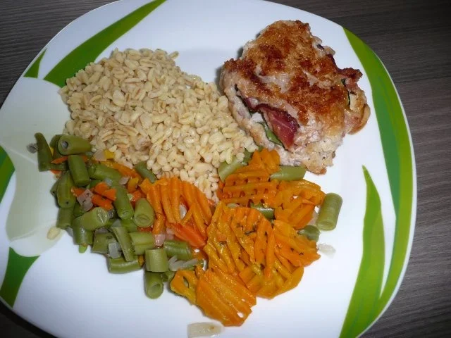 Menü : Zucchinisuppe,Schnitzel gefüllt an Ebly & Gemüse. - Rezept - Bild Nr. 9