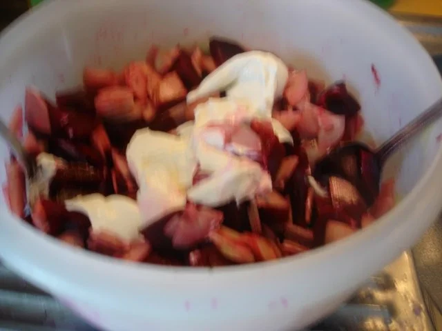 Fischstäbchen mit Rosmarinkartoffeln und Rote-Bete-Salat - Rezept - Bild Nr. 13