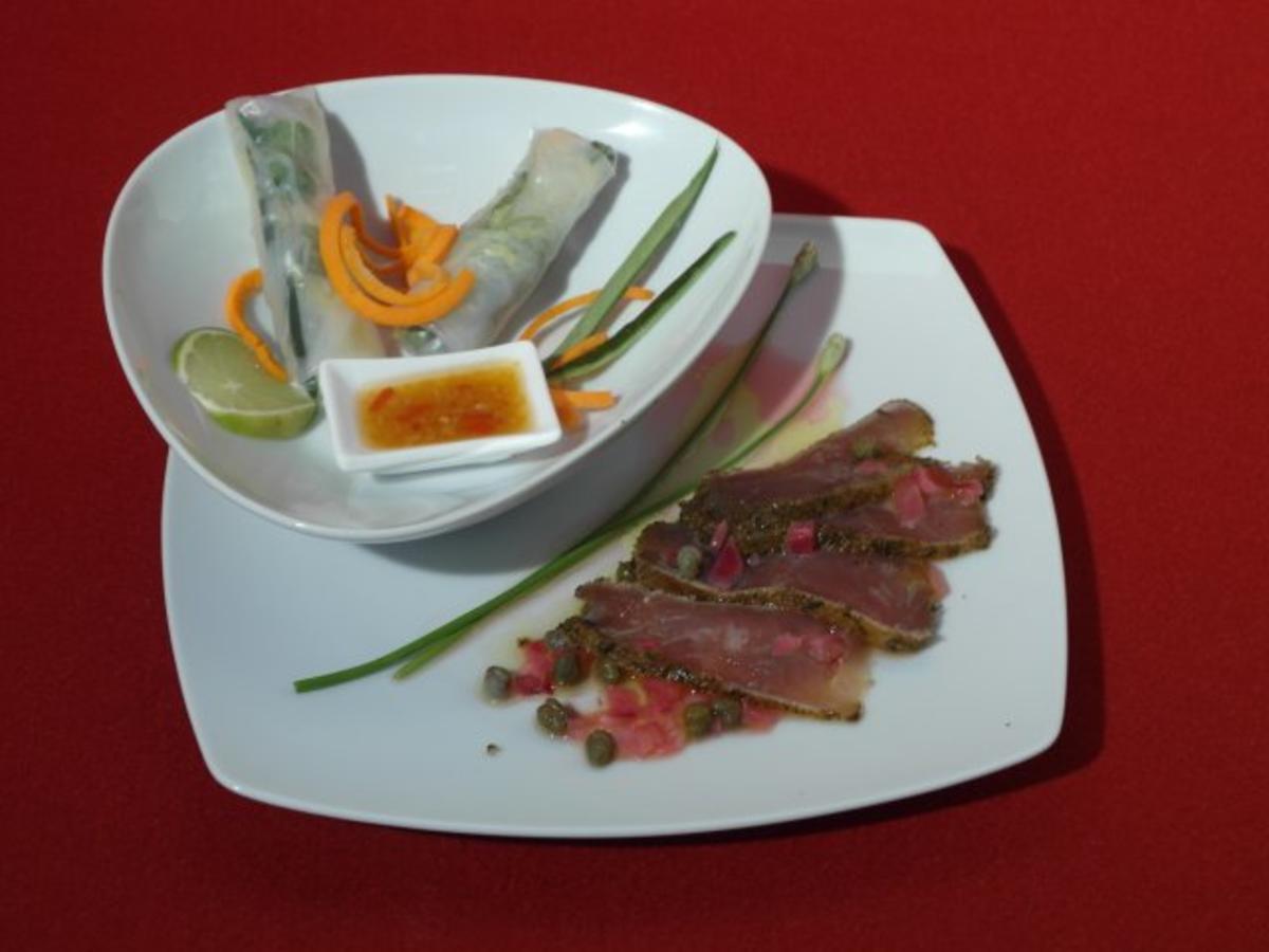 Gebratenes Sashimi mit Kapern-Limetten-Vinaigrette, dazu frische
Glücksrollen aus Vietnam - Rezept Gesendet von Das perfekte Dinner