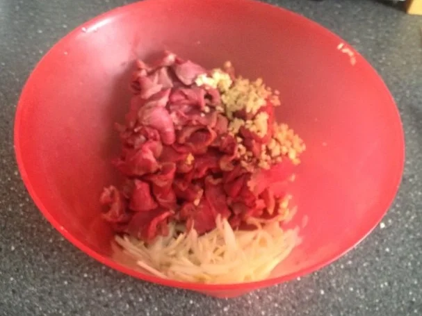 Rezept: Rindfleisch in "Schawarma - Style" Bild Nr. 5 Rindfleisch in "Schawarma - Style" - Rezept - Bild Nr. 5