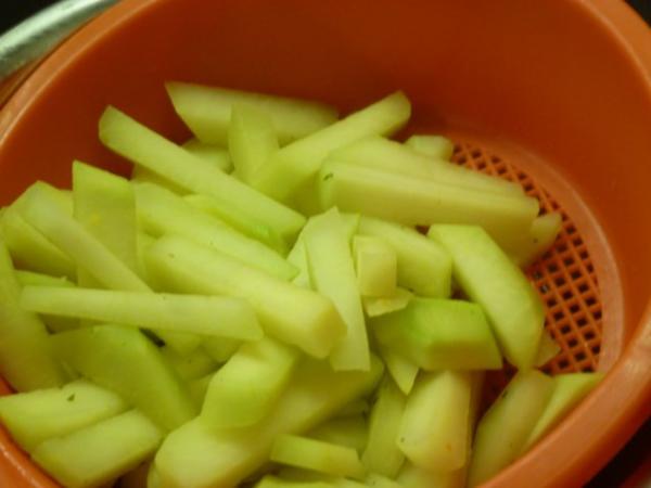 Würziges Kohlrabigemüse nach Oma, s Art, nur anders - einfach - von Test00