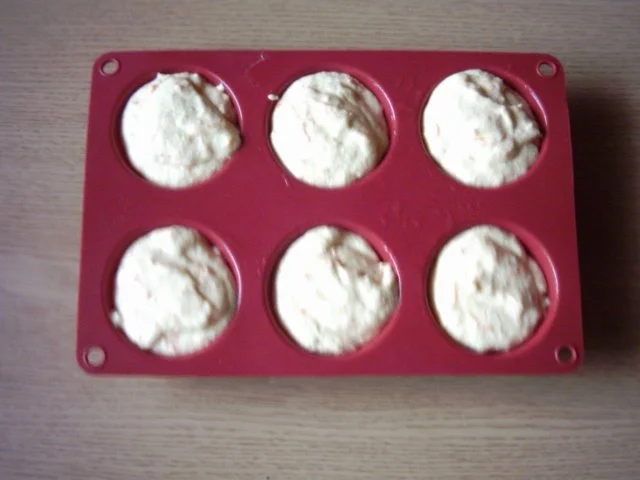 Rezept: Buttermilch - Karotten - Muffins Bild Nr. 3 Buttermilch - Karotten - Muffins - Rezept - Bild Nr. 3