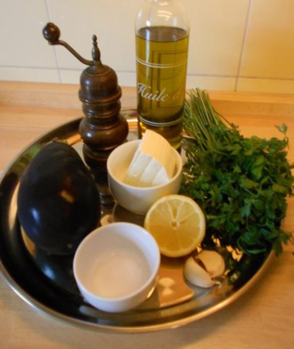 Gebackene Aubergine mit Petersilien-Knoblauch-Öl und Schafskäse - Rezept - Bild Nr. 2