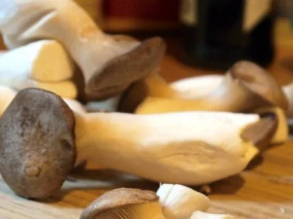 Rezept: Rindergeschnetzeltes mit Kräuterseitlingen und Vollkorn-Basmati-Reis Bild Nr. 2 Rindergeschnetzeltes mit Kräuterseitlingen und Vollkorn-Basmati-Reis - Rezept - Bild Nr. 2