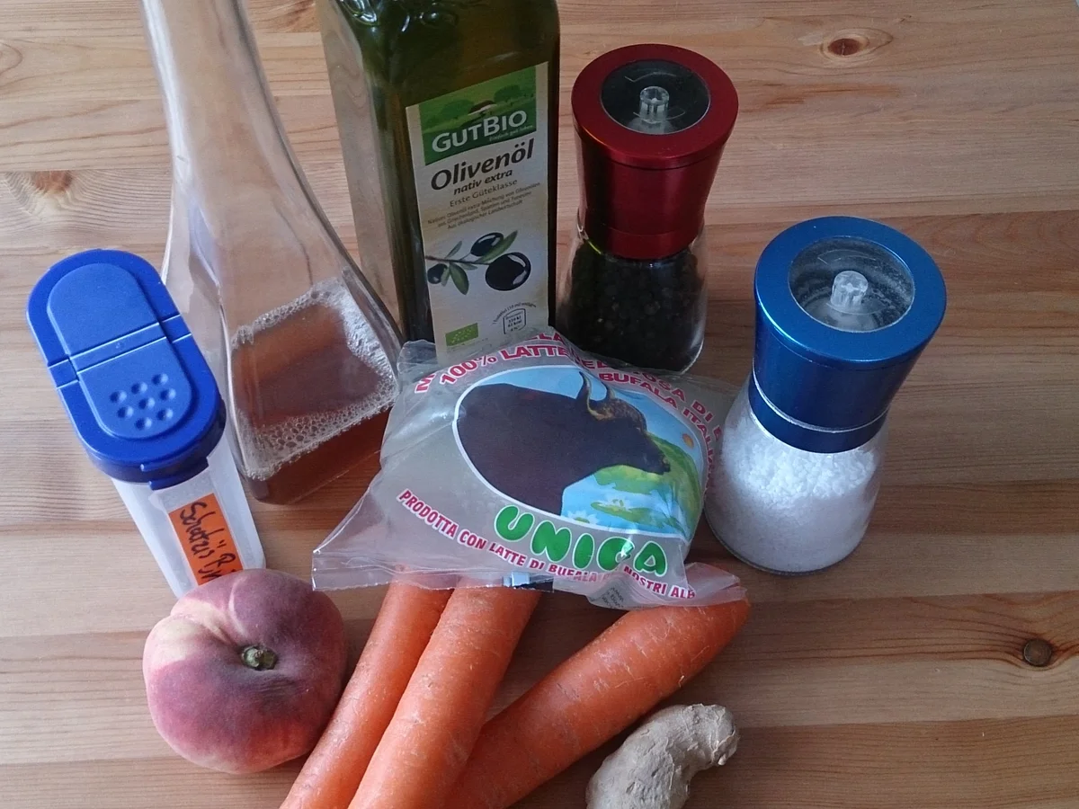 Möhren-Pfirsch-Mozzerella-Salat - Rezept - Bild Nr. 273