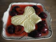 Dessert : Vanillepudding an gedünsteten Pflaumen - Rezept