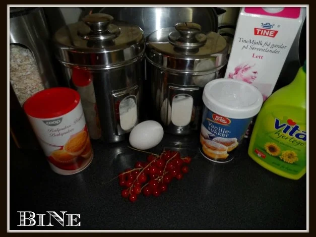 Rezept: BiNe` S JOHANNISBEERMUFFINS Bild Nr. 2 BiNe` S JOHANNISBEERMUFFINS - Rezept - Bild Nr. 2