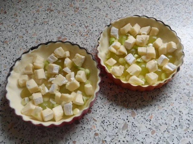 Snack/Vorspeise: Herzhaft-fruchtige Käse-Weintrauben-Tartelettes - Rezept - Bild Nr. 7