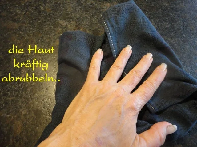 Rezept: Haselnuss Likör Bild Nr. 8 Haselnuss Likör - Rezept - Bild Nr. 8