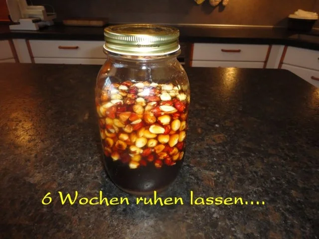 Rezept: Haselnuss Likör Bild Nr. 11 Haselnuss Likör - Rezept - Bild Nr. 11