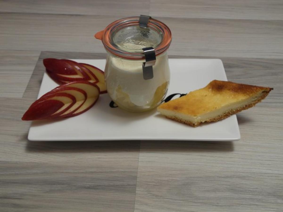 Mascarpone-Grieß-Crème mit Apfelkompott - Rezept - kochbar.de