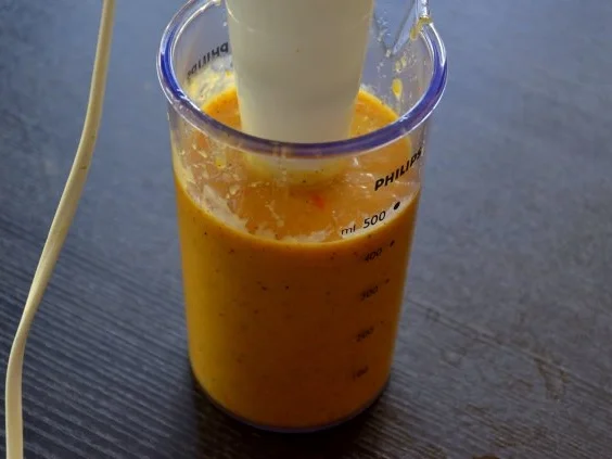 Rezept: Mango-Chili-Eis an Sesam-Jakobsmuscheln Bild Nr. 4 Mango-Chili-Eis an Sesam-Jakobsmuscheln - Rezept - Bild Nr. 4