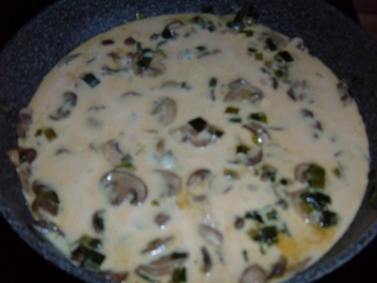 Pfannengericht: :  Champignons - Lauch - Ei - Rezept - Bild Nr. 7