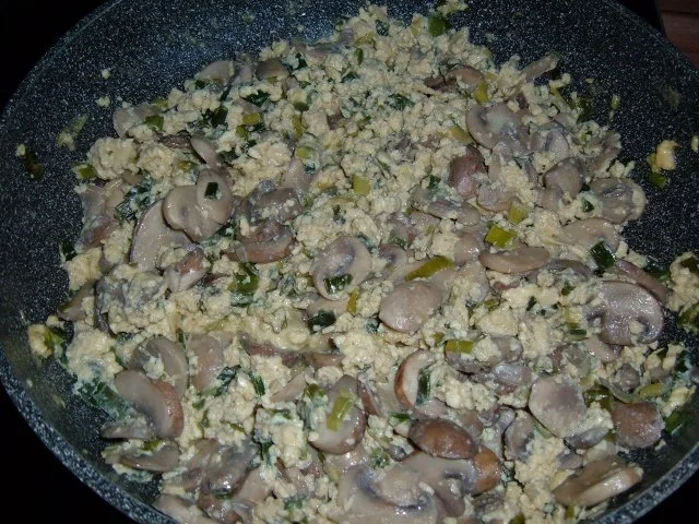 Pfannengericht: :  Champignons - Lauch - Ei - Rezept - Bild Nr. 8