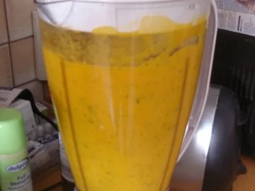 Möhrencremesuppe mit Ingwer und Schmand - Rezept - Bild Nr. 13