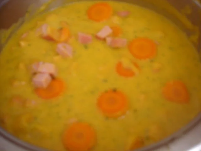 Möhrencremesuppe mit Ingwer und Schmand - Rezept - Bild Nr. 15