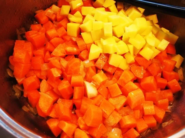 Leichte Sommersuppe mit Möhren und Orangen - Rezept - Bild Nr. 5