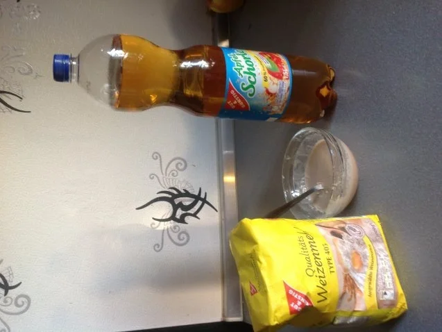 Echte holländische oliebollen Teigspezialität mit Rosinen und Äpfeln - Rezept - Bild Nr. 5