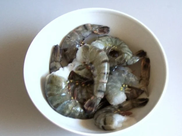 Melonensalat mit Knoblauchgarnelen - Rezept - Bild Nr. 2