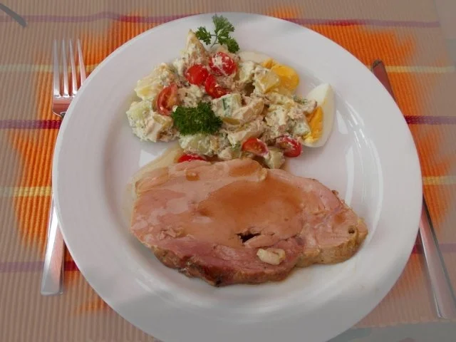 Rezept: Herzhafter Kartoffelsalat mit frischer Gurke Bild Nr. 11 Herzhafter Kartoffelsalat mit frischer Gurke - Rezept - Bild Nr. 11