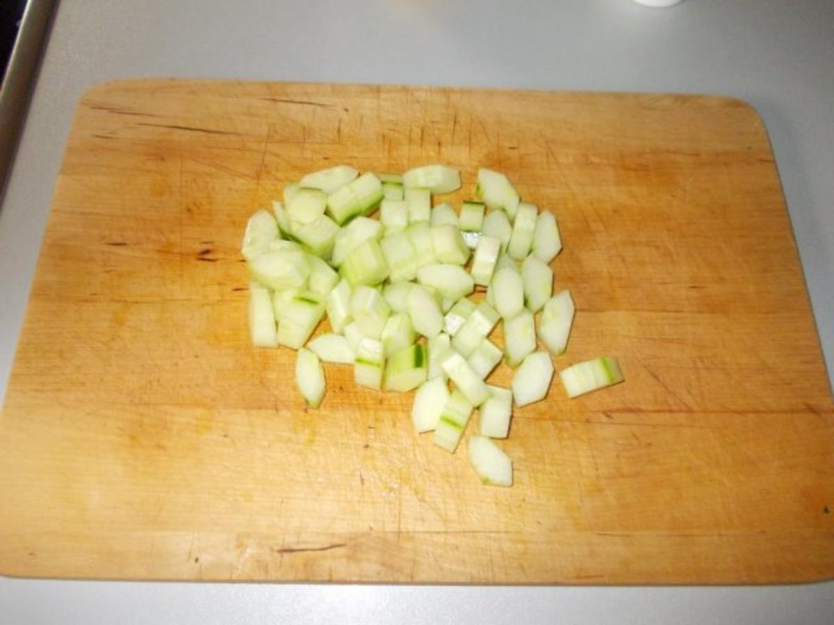 Herzhafter Kartoffelsalat mit frischer Gurke - schnell &amp; einfach - 51 ...