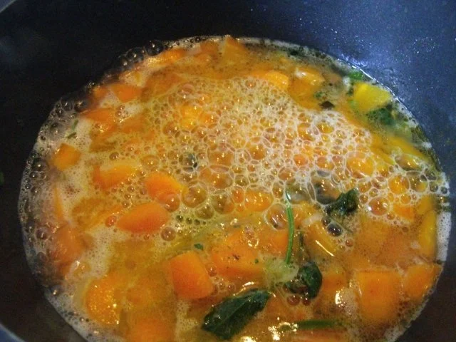 Rezept: Nudeln mit Möhrensauce und Knoblauch - Garnelen Bild Nr. 8 Nudeln mit Möhrensauce und Knoblauch - Garnelen - Rezept - Bild Nr. 8