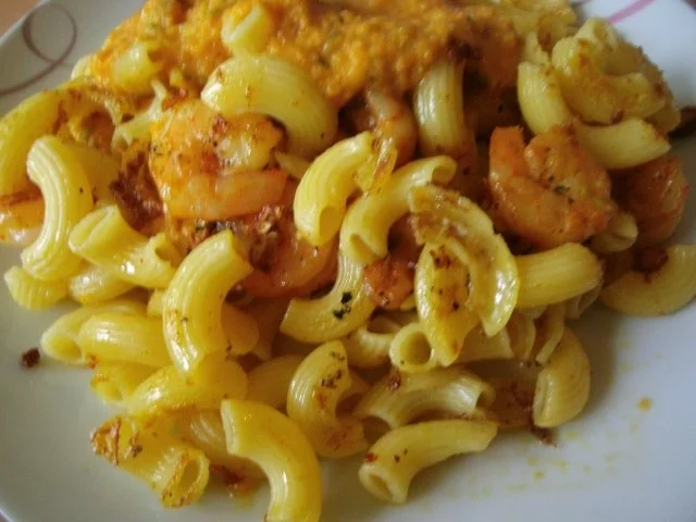 Rezept: Nudeln mit Möhrensauce und Knoblauch - Garnelen Bild Nr. 13 Nudeln mit Möhrensauce und Knoblauch - Garnelen - Rezept - Bild Nr. 13