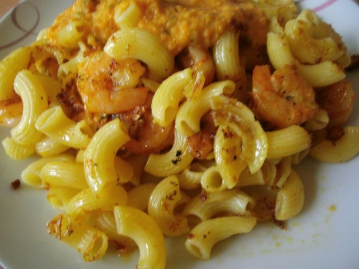Nudeln mit Möhrensauce und Knoblauch Garnelen - einfach - 61 kcal/100g