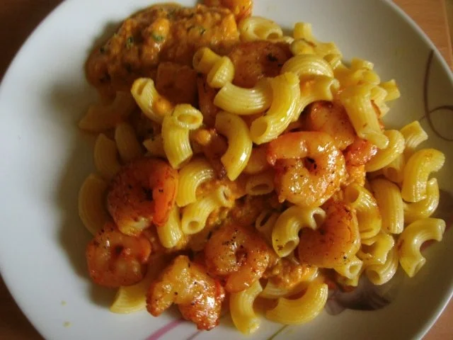 Rezept: Nudeln mit Möhrensauce und Knoblauch - Garnelen Nudeln mit Möhrensauce und Knoblauch - Garnelen - Rezept