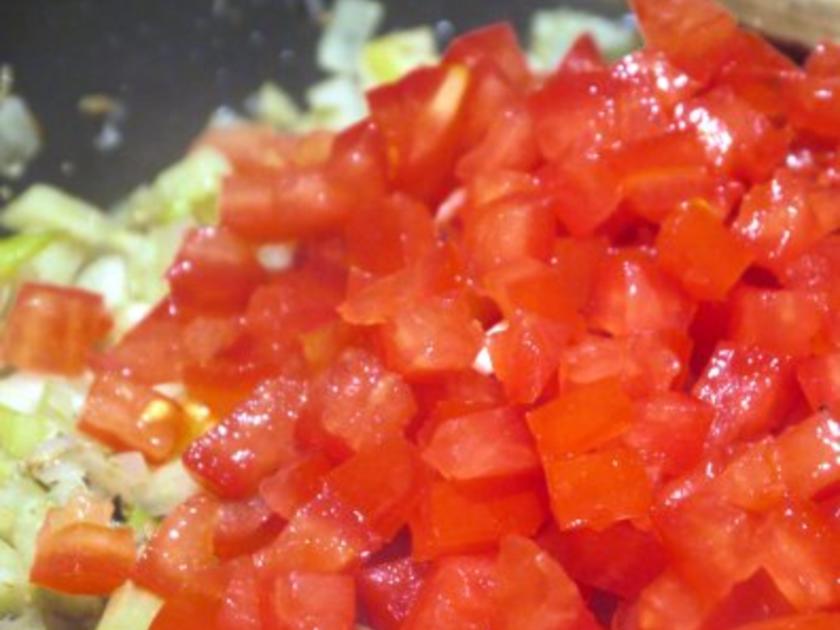 Spaghetti mit Fenchel und Tomaten - einfach - 270 kcal/100g