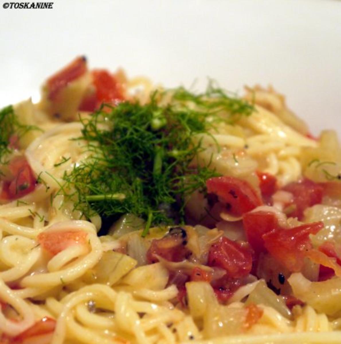 Spaghetti mit Fenchel und Tomaten - Rezept