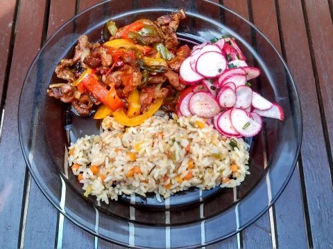 Rind, Schwein & Paprika geschnetzeltes mit Gemüsereis - Rezept - Bild Nr. 11