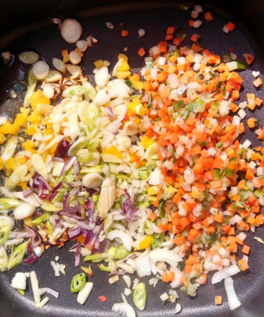 Rind, Schwein & Paprika geschnetzeltes mit Gemüsereis - Rezept - Bild Nr. 9