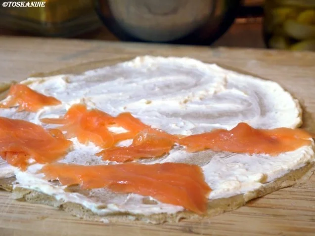 Galettes Bretonnes mit geräuchtertem Lachs und Senf-Dill-Sauce - Rezept - Bild Nr. 9